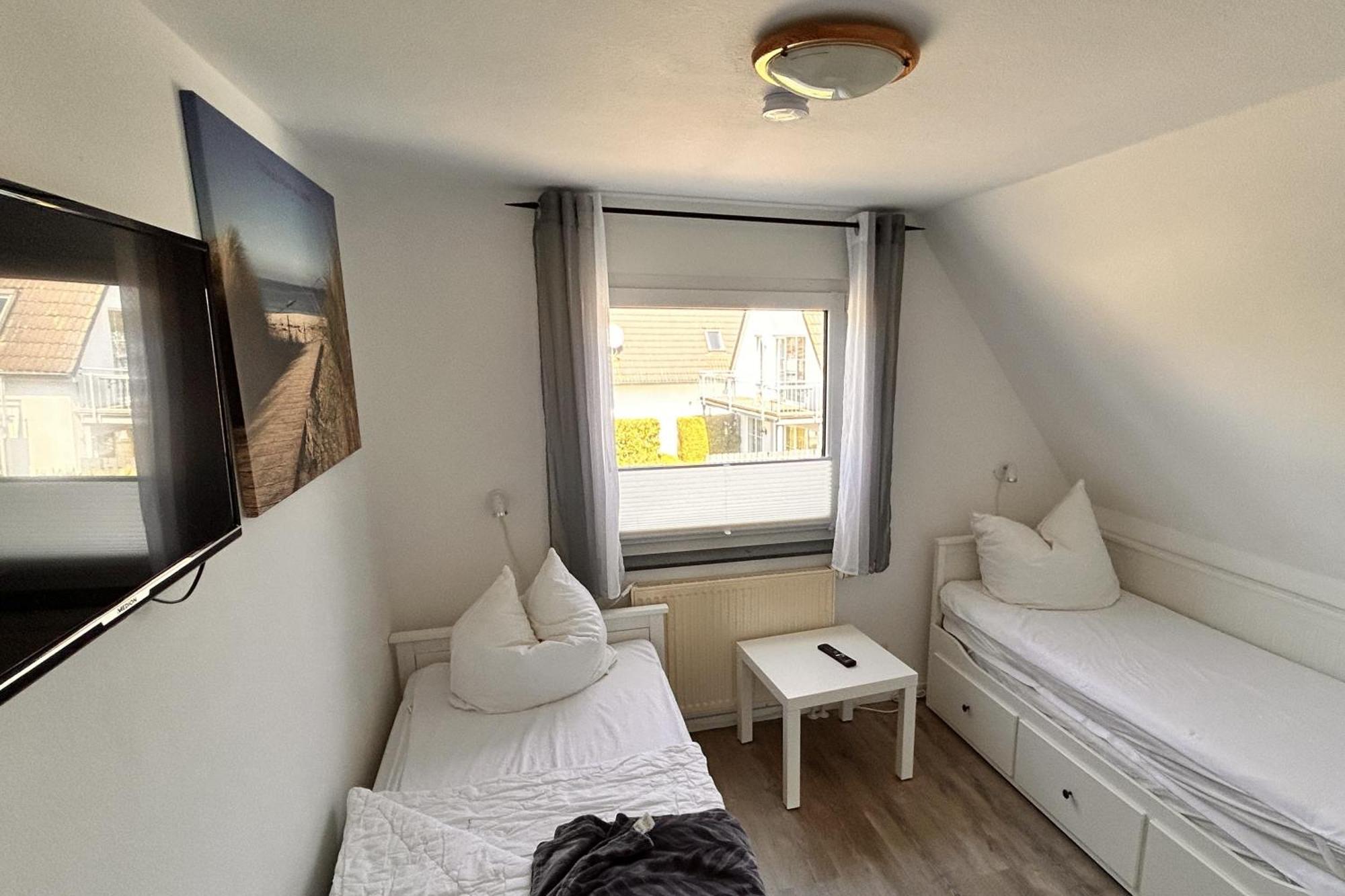 Ferienwohnung In Ruhiger Lage Und Mit Balkon - Ferienhaus Solamar Fewo Og Бреге Екстериор снимка